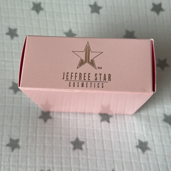 New Jeffree Star Setting Powder - Picture 3 of 8